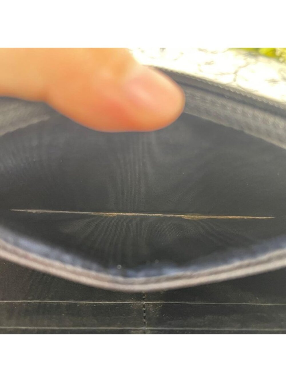 Chanel Chain Wallet Caviar Leather CC Logo - Picture 11 of 15